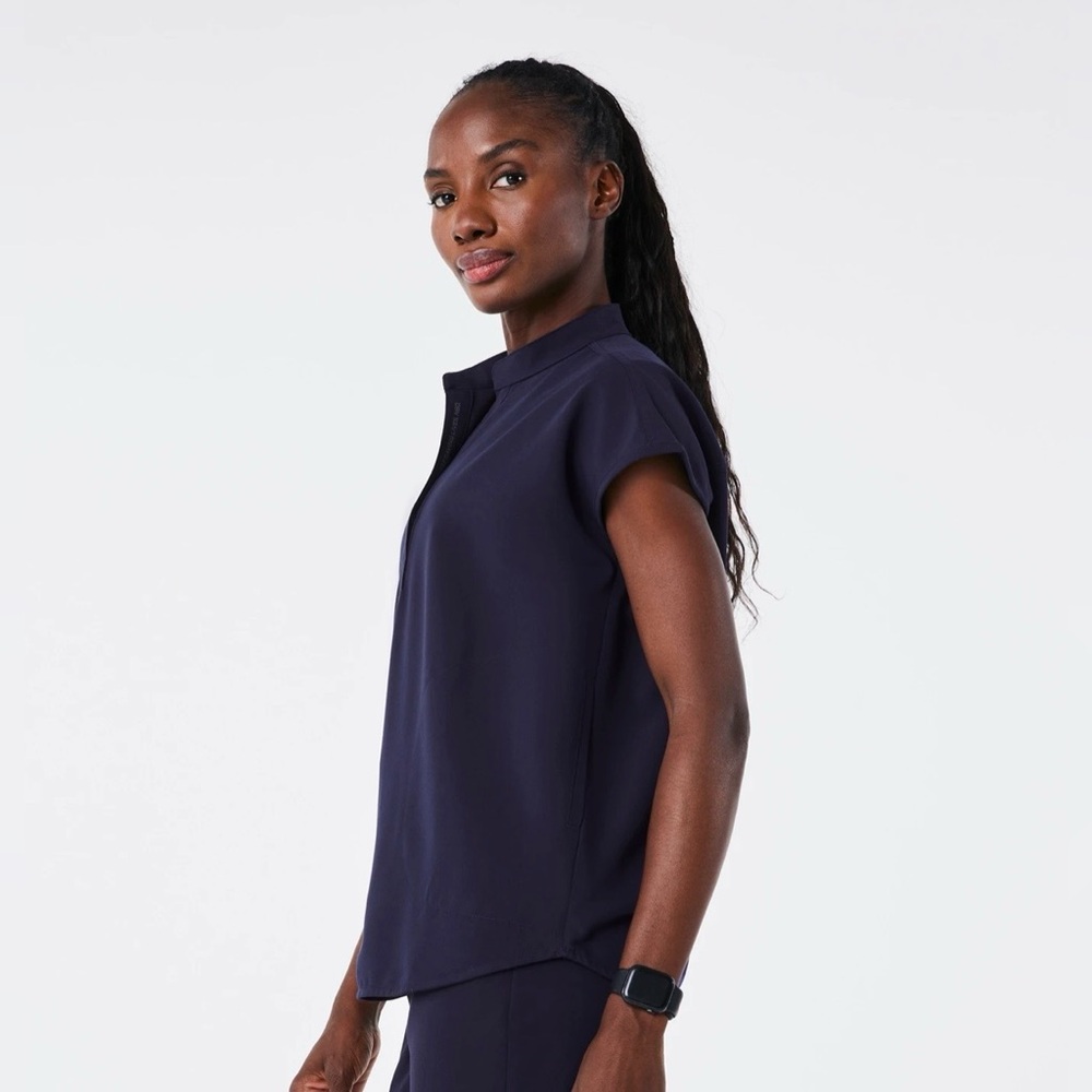 Figs Rafaela Oversized Scrub Top - Picture 2 of 6